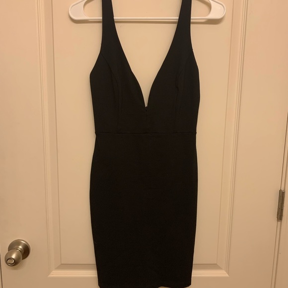 Lulus Dresses & Skirts - Lulu’s bodycon dress
